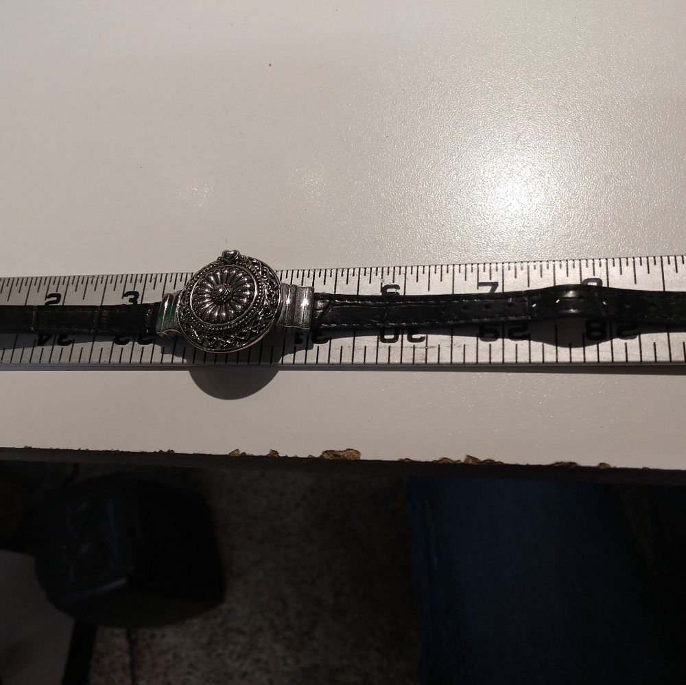 Quartz Watch - Picture 2 of 4